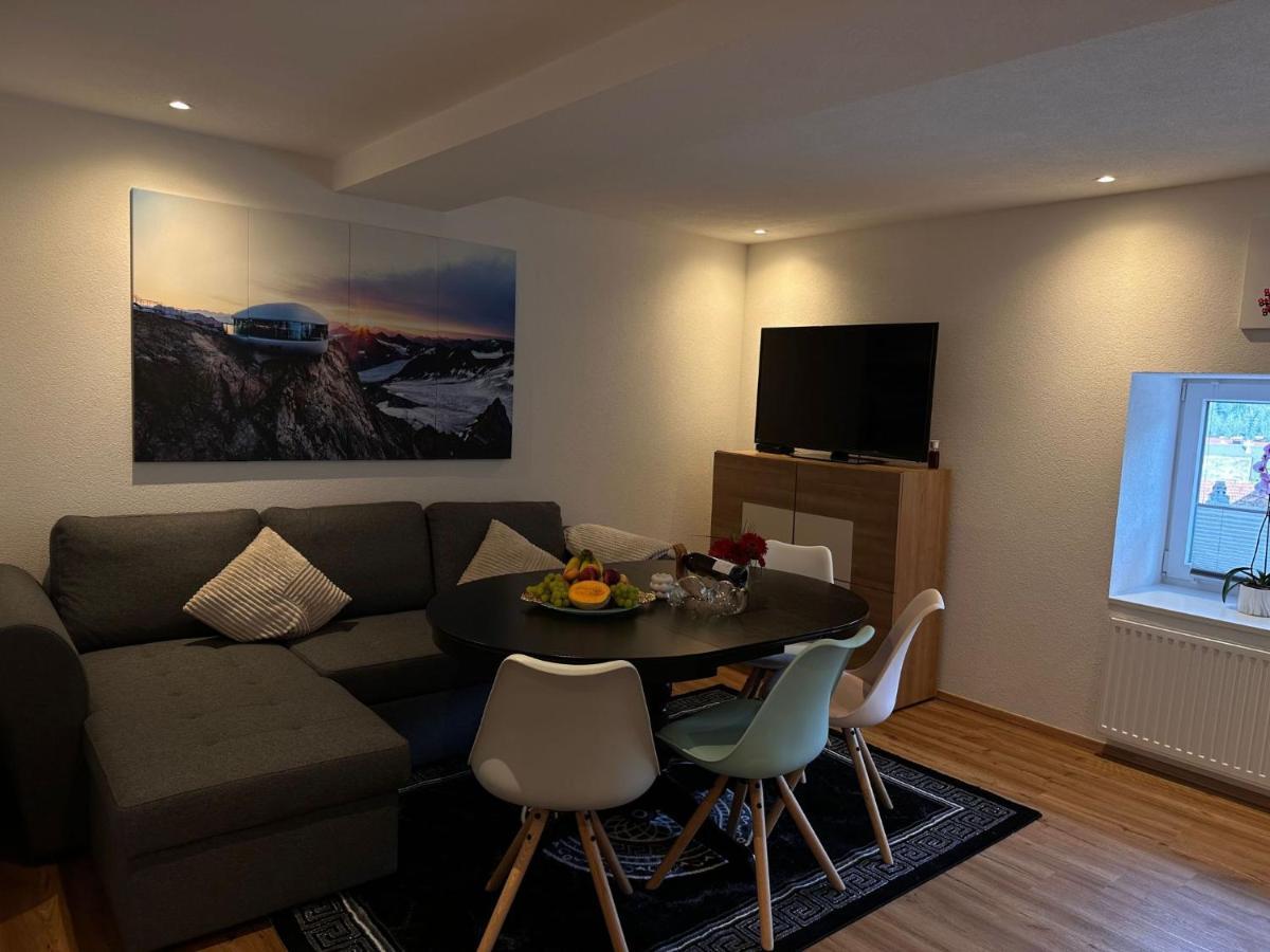 Ana Apartment